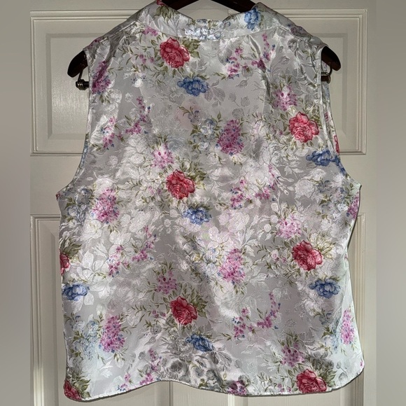 Private Luxuries Pajama Set Size Large - Picture 3 of 7